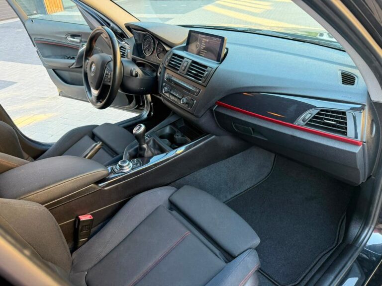 BMW 116i Sport Line foto 4